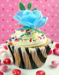 Cupcake decorating ideas - zebra cupcake wrapper