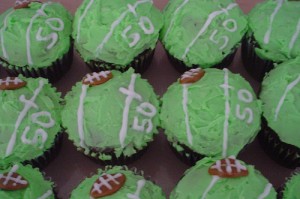 Football Cupcakes on the 50 Yard Line Football Cupcakes on the 50 Yard Line